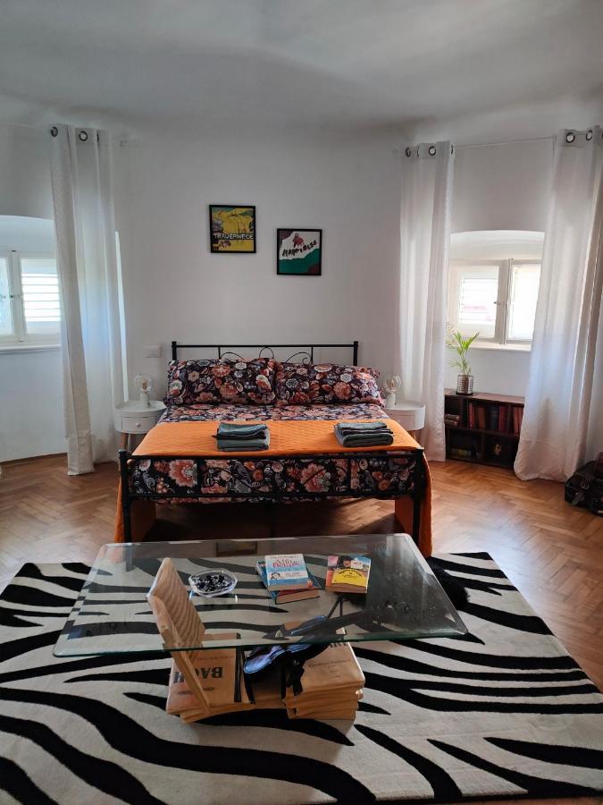 Volta 8 Rooms Trieste Eksteriør billede